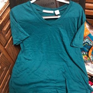 Partners by Mervyn’s Ribbed Tee- 524 *tee deal. $9 or 🦋